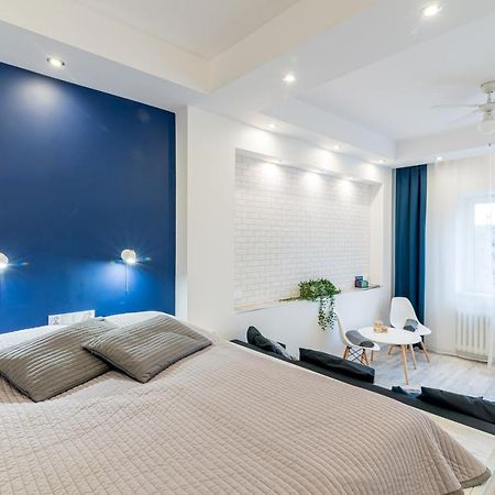 Lux Apartment In White Гданск Екстериор снимка