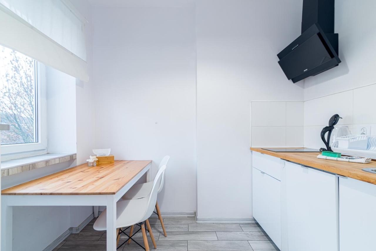 Lux Apartment In White Гданск Екстериор снимка